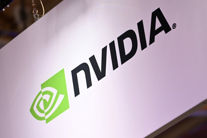 川普放行輝達H200對中出口　英媒：北京仍擬設限推動半導體自給自足