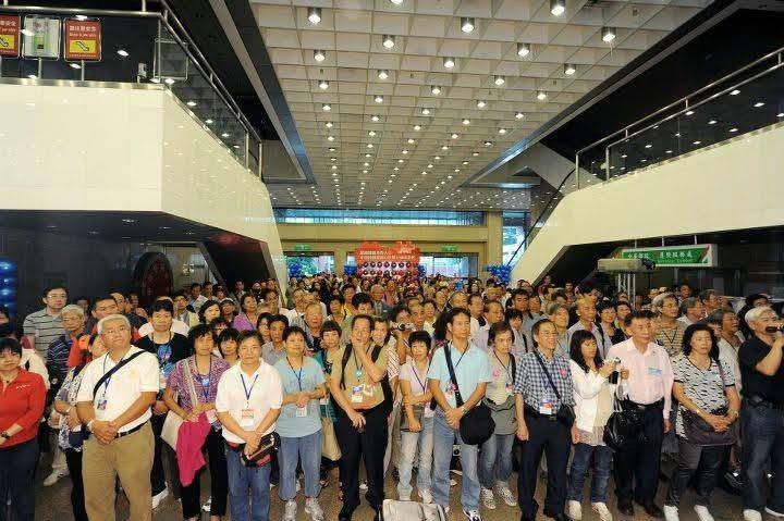 民國100年來台參加雙十國慶活動的港澳人士有65團，1700餘人，創下民國90年後單月新高。圖/取自陸委會臉書