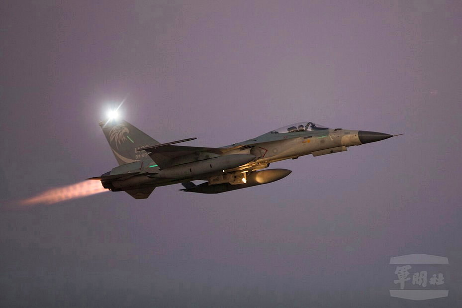 一架無人機就癱瘓清泉崗空軍基地？馬文君：反制系統還要等多久