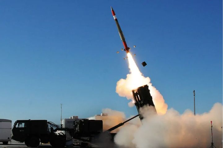 4,400億對台軍售案浮上檯面　防空飛彈成主軸　台美擬合產無人機