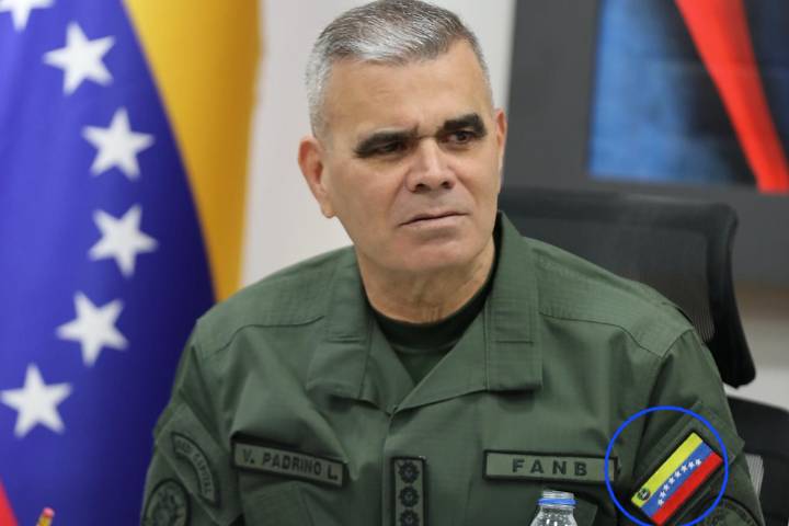 「太陽集團」源自委內瑞拉軍人制服臂上繡的太陽徽章。圖為委內瑞拉國防部長羅培茲( Vladimir Padrino López)。圖/取自 Vladimir Padrino López FB