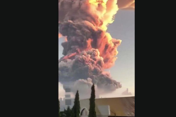 印尼火山爆發 當地啟動最高警戒 往峇里島國際航班大受影響