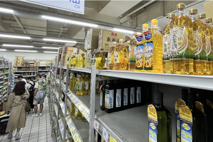 【毒油風暴】毒油來源未明急上架？食藥署公布「重新上架三原則」　盧蔣都反對：萬萬不可