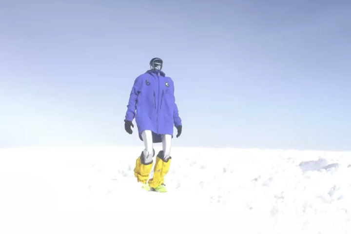 全球首例！人形機器人16小時登頂6200公尺火山　下一站挑戰聖母峰