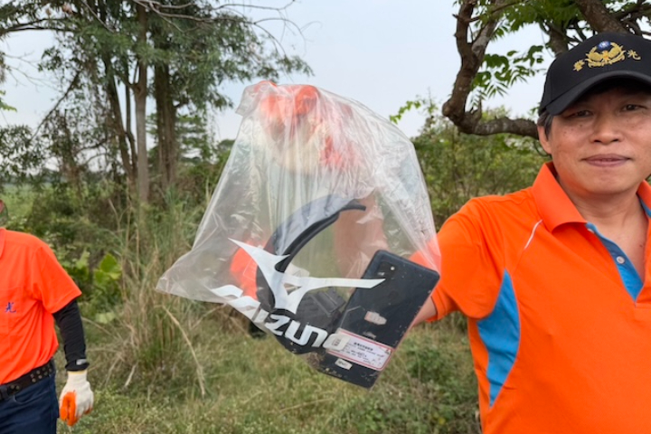 檢警找到徐漢剪斷的電子腳環（圖）。圖/橋頭地檢署提供