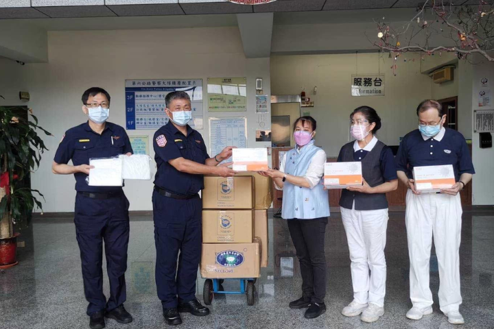 慈濟買疫苗遭詐10億　楊渡重貼4年前文章痛批：若非政府阻擋會這樣嗎？