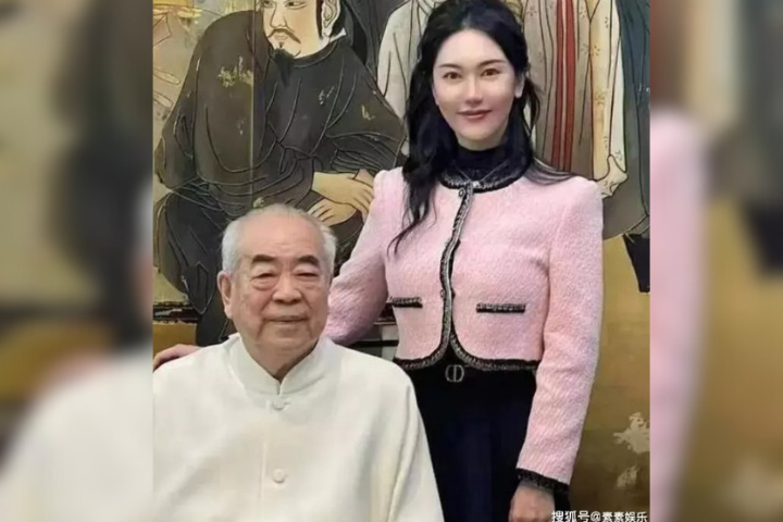 書畫大師范曾婚後家宴 嫩妻優雅得體獲滿滿祝福