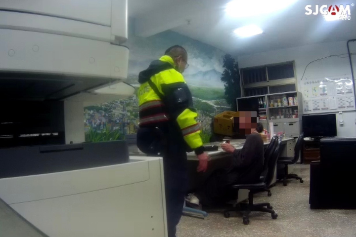 失智老婦記憶停留山區老家　士林警及時照護助返家