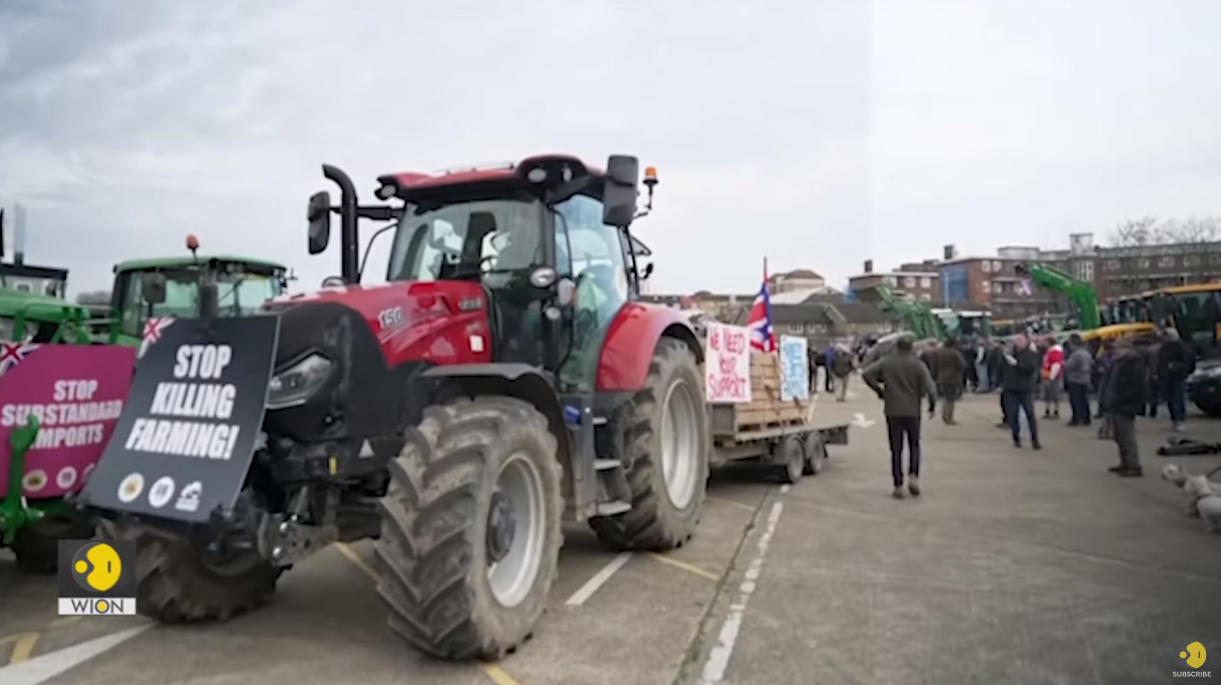 英國農民開拖拉機包圍議會大廈 抗議貿易協議威脅生計