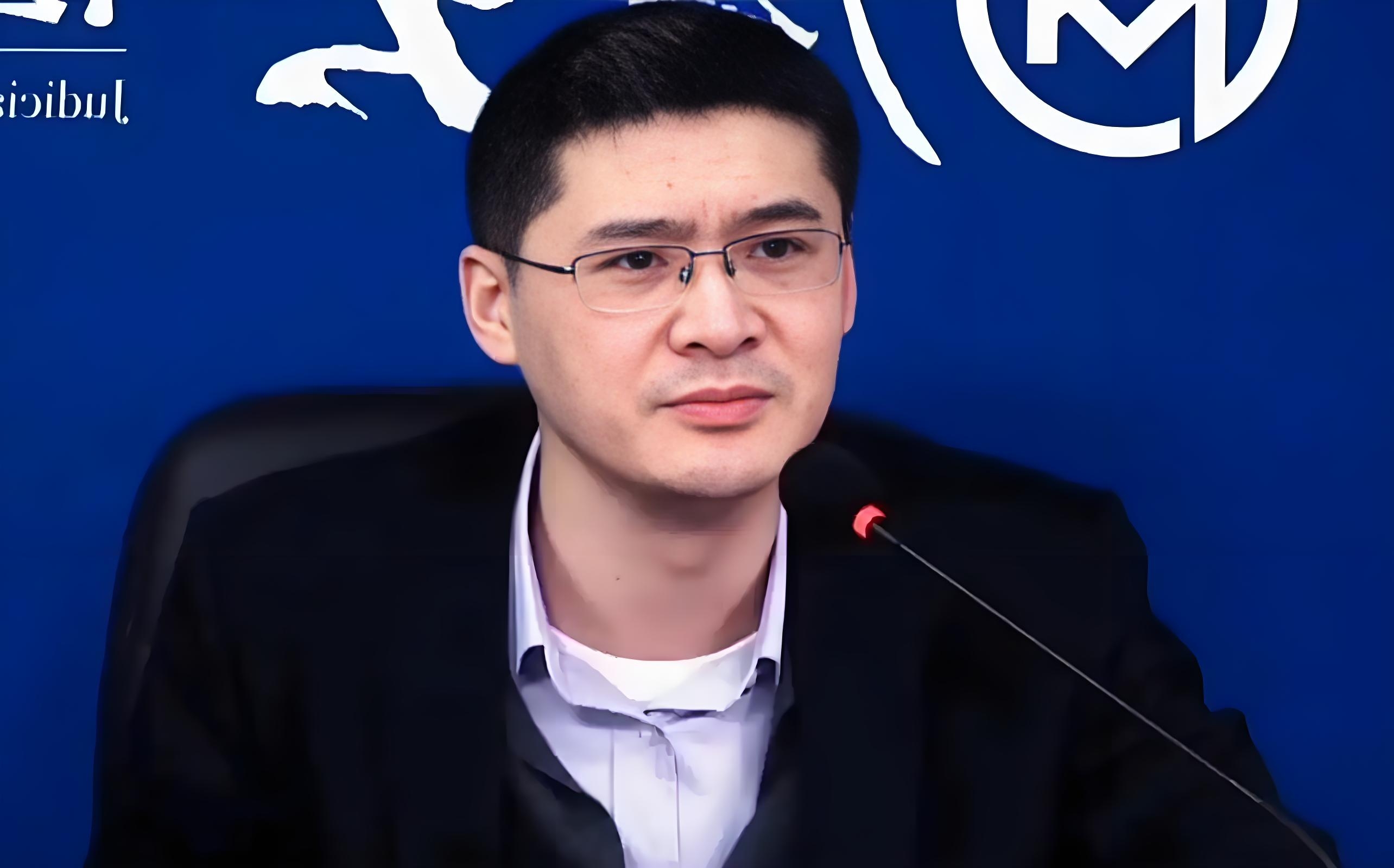 羅翔是中國政法大學教授，在影音平台以通俗方式講授法律課程迅速走紅。圖／取自羅老師哲學人生bilibili