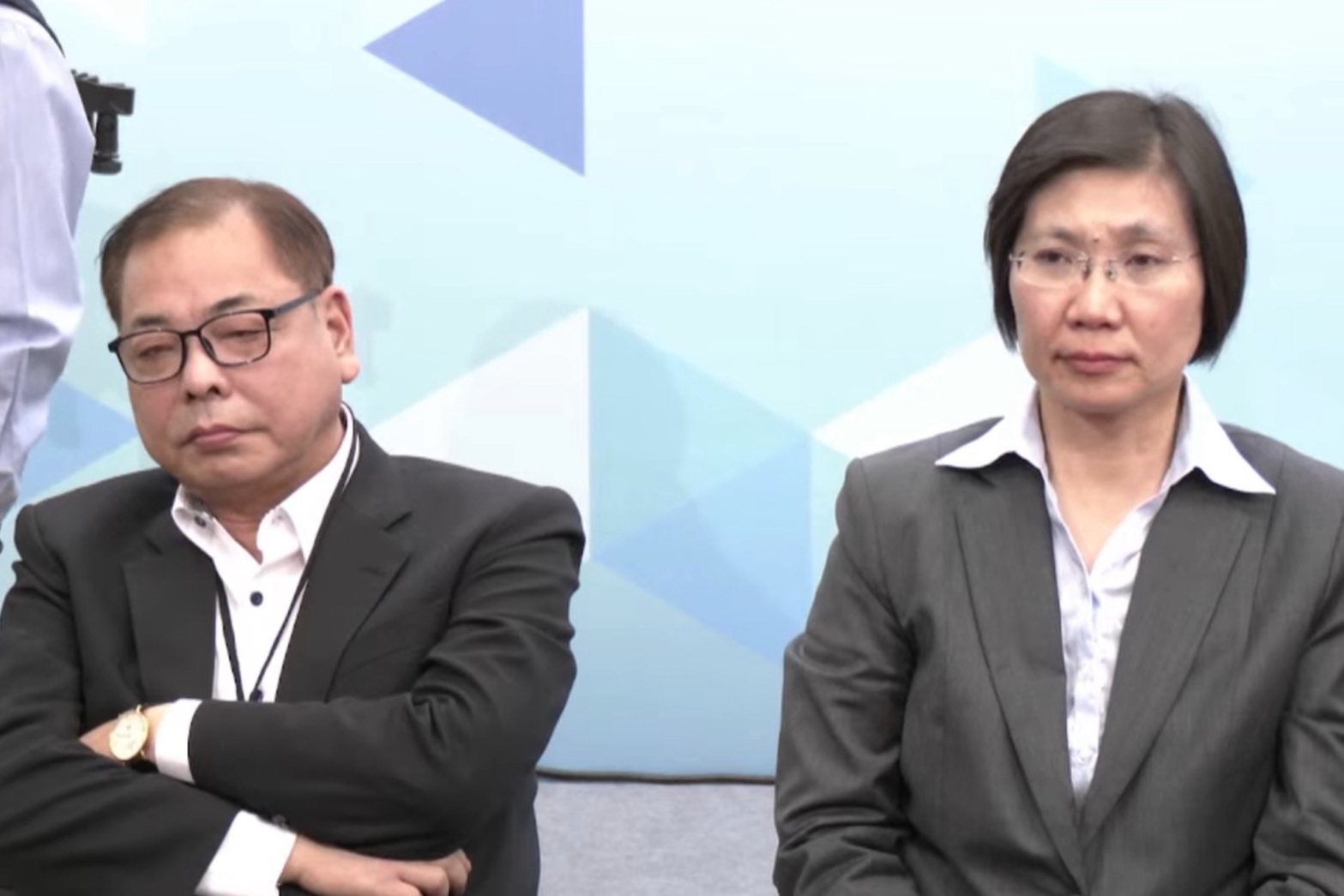 初選記者會場面尷尬   徐欣瑩、陳見賢全程零互動