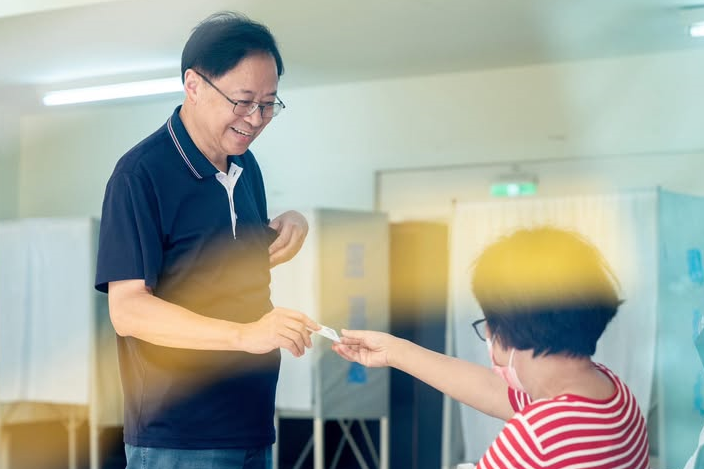 對於「大罷免全數失敗」一事，桃園市長張善政向執政黨喊話，希望能懸崖勒馬。圖/取自張善政臉書