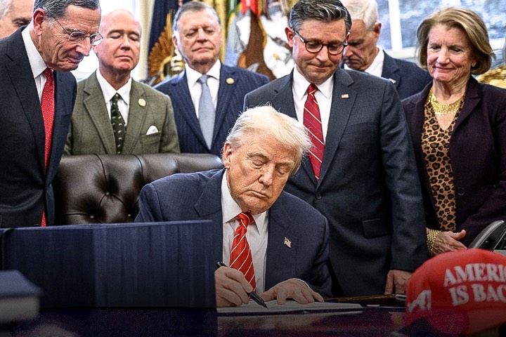 川普簽署法案結束美政府局部停擺　下一場移民執法預算戰正式開打