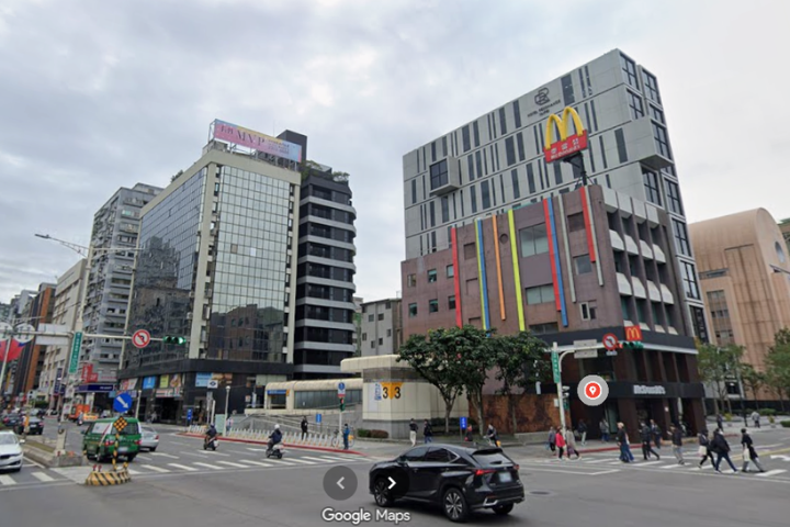 發芽馬鈴薯引恐慌！婦人質問速食店員「哪裡進口」　網嘆：還是第一線負責