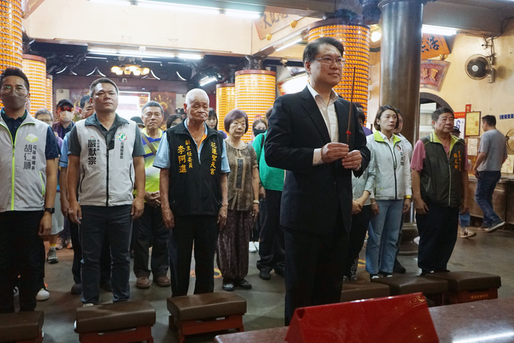林右昌曝綠營三階挺大罷免策略  國民黨怒轟：決定不演了