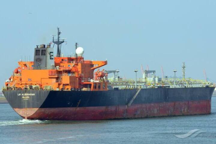 載73萬桶原油俄羅斯「影子船隊」油輪　失去控制在地中海漂流