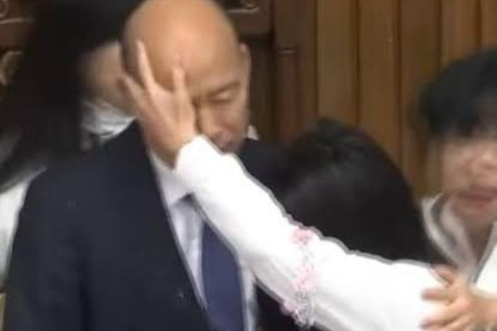 賴清德喊韓國瑜「帶頭聲援沈伯洋」掀議論　綠粉專酸爆：當我們免洗筷