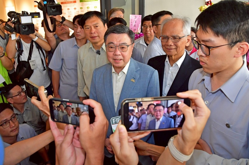 【毒油風暴】閣揆遲來道歉「地點不對、對象不對、誠意不足」　國民黨：卓榮泰應負責下台
