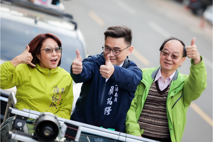 【快訊】民進黨高雄市長初選　賴瑞隆險勝  