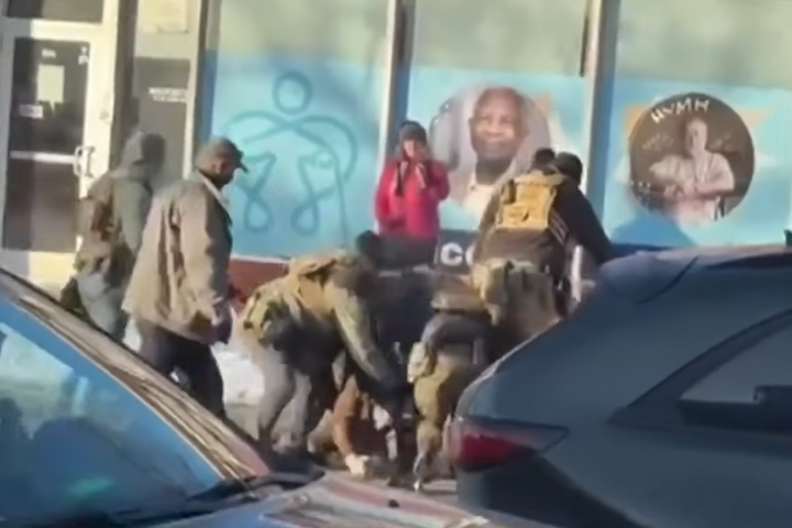 本月第二起　明尼阿波利斯再傳聯邦移民探員槍殺美公民