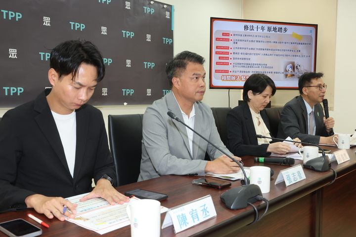 開記者會批中央怠惰丟包毛孩權益　他評李貞秀像「失控列車」