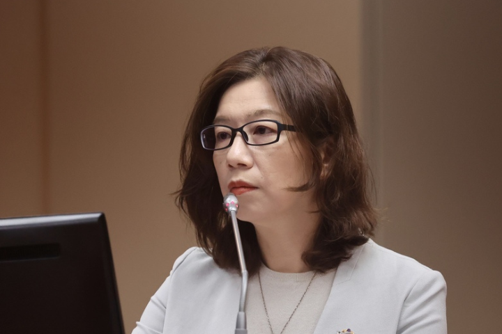 【毒油風暴】雞排錯了嗎？林靜儀「不鼓勵吃」　網酸：以後都改吃水煮