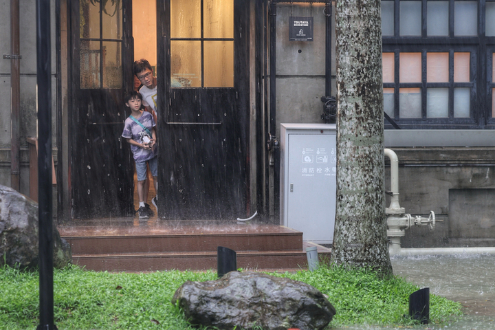 端午連假首日各地晴朗炎熱　午後雙北宜蘭防局部雷陣雨