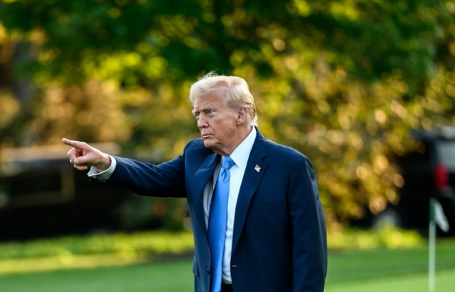 【伊朗危機】川普稱美軍重擊伊朗「石油命脈」哈格島　警告若封鎖荷姆茲將打石油設施