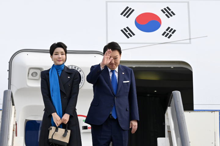 震驚韓國司法界！才改判前第一夫人刑期　韓高院法官倒臥花壇身亡