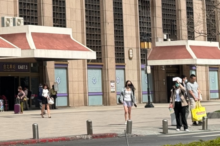 台鐵火車站將於6月23日調整新票價，圖為台北車站。圖／記者林瑞益攝