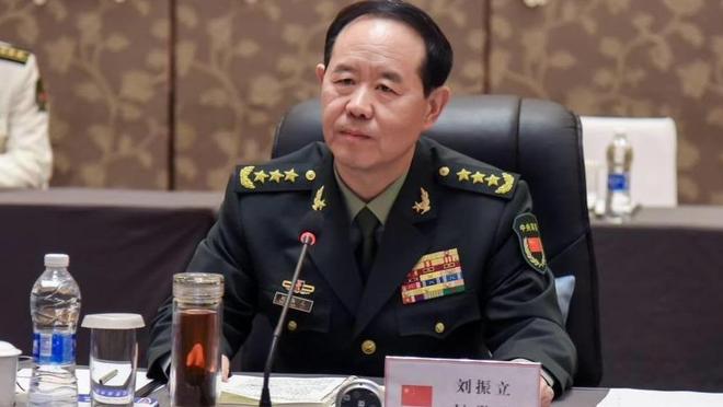 38集團軍出身的劉振立，也曾是位戰鬥英雄，2023年末與美恢復軍事聯繫後，身為中央軍委聯合參謀部參謀長的劉振立，曾與時任美參謀聯席會議主席的布朗視訊通話。圖／取自網易