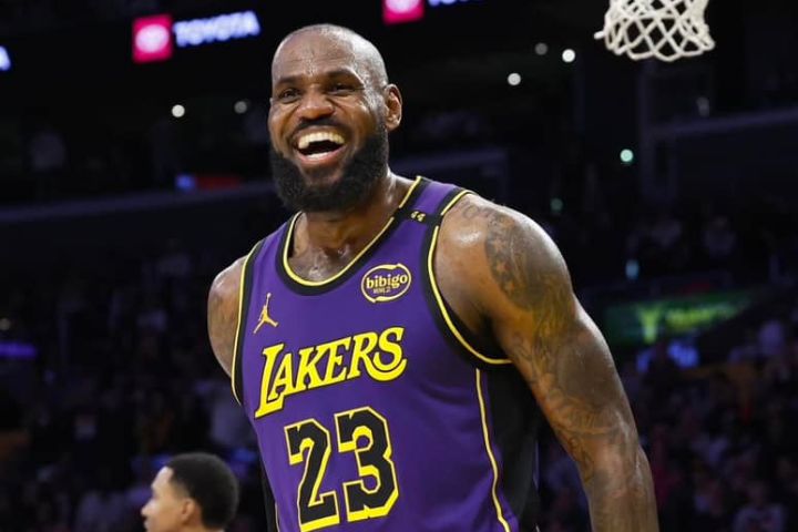 5260萬美元留湖人 40歲詹皇挑戰NBA23季壯舉寫歷史
