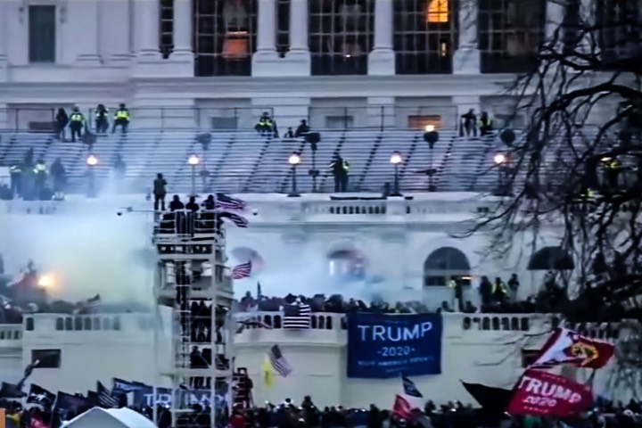 白宮時隔5年發布新網站　試圖改寫1月6日國會山莊暴動敘事