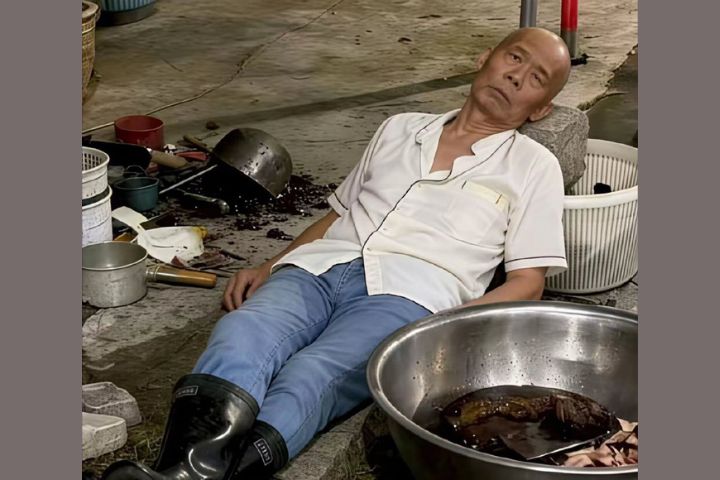 莫氏雞煲爆紅記：由網紅引爆的「反流量、反骨」奇蹟