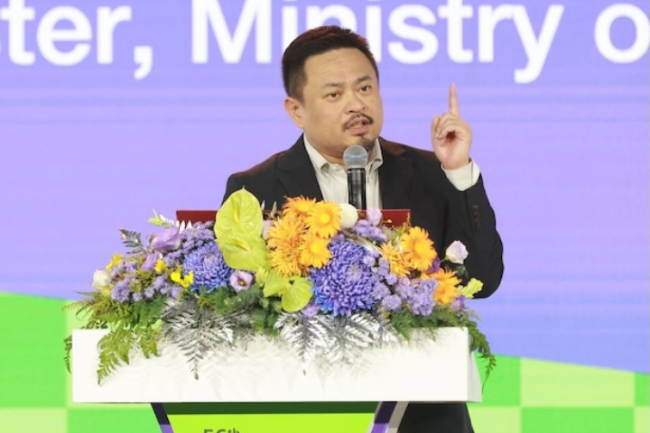 洪申翰赴南京參加APEC是否持台胞證？國台辦：依「一中原則」及慣例處理