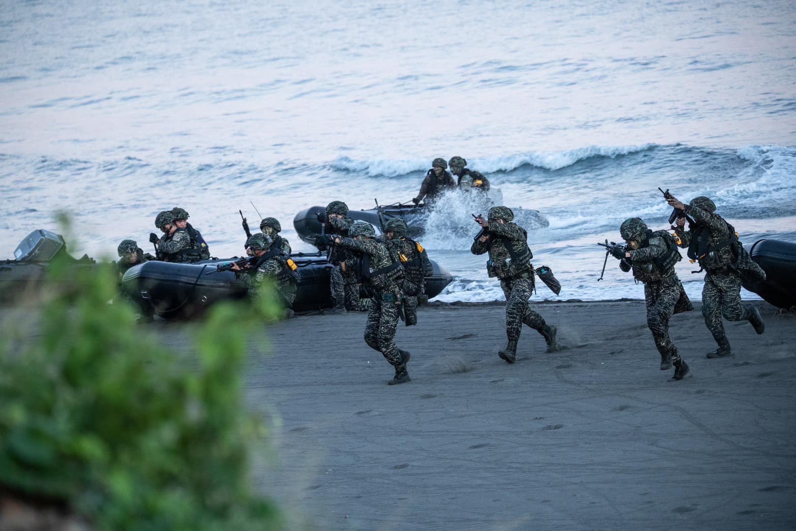 國防部承認由於設備和人員不足造成後備軍人訓練效果不佳。圖/取自國防部發言人臉書