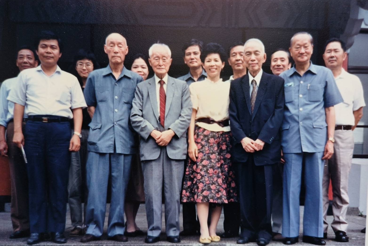 陳立夫先生(左三)。圖/作者提供
