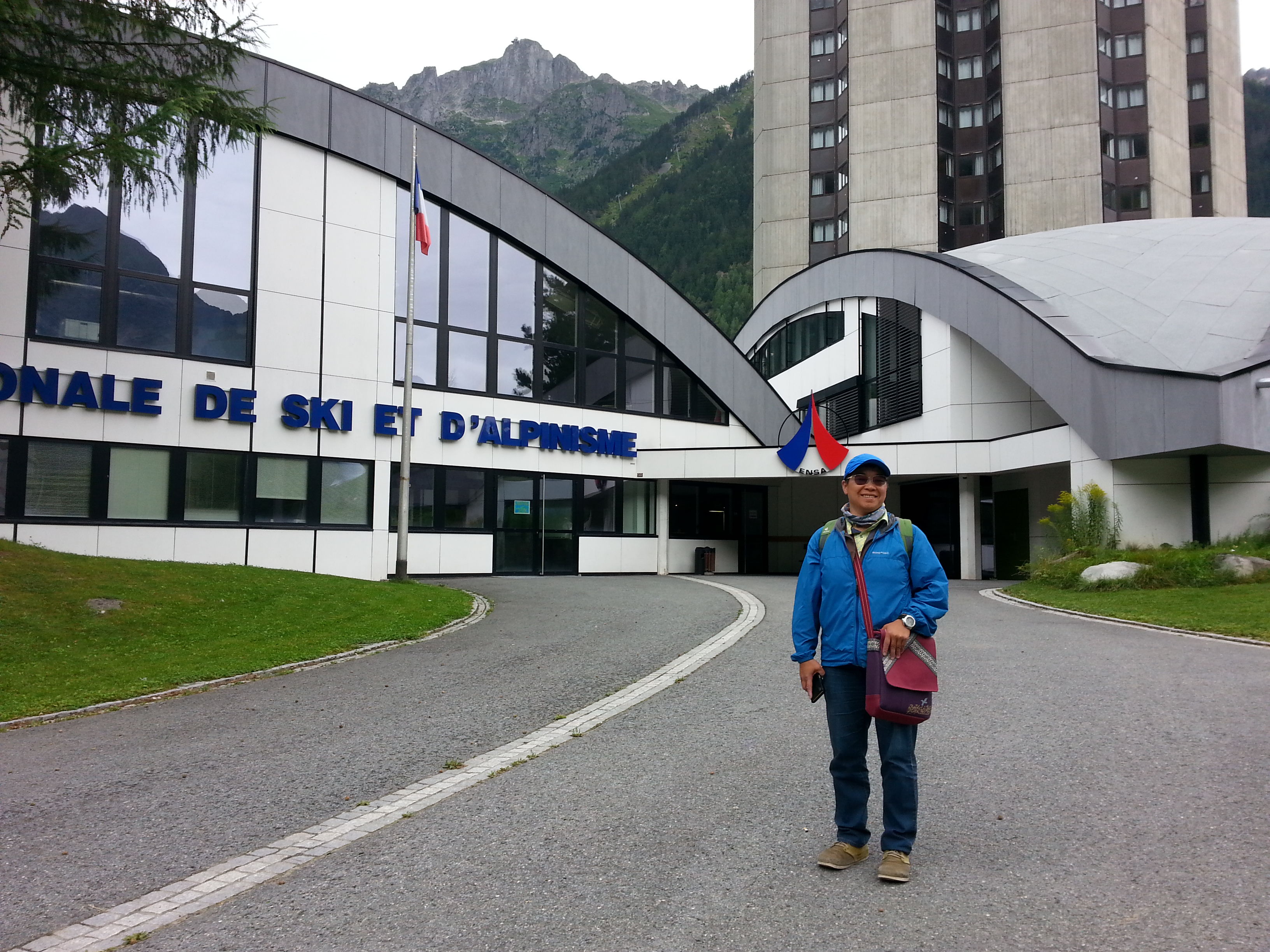 江秀真參訪法國登山學校。圖/周大觀基金會提供