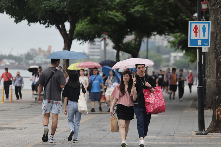 天氣不穩定午後降雨較明顯　新一波梅雨鋒面下周二報到