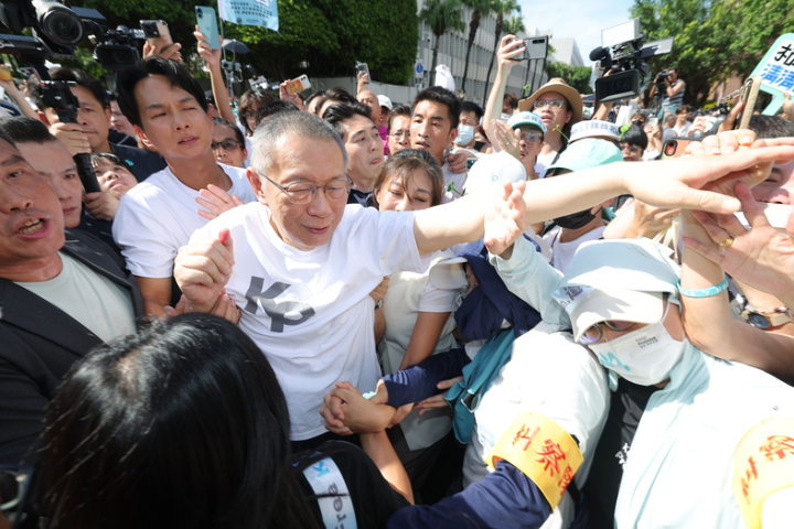 評論柯案遭傳喚 菱傳媒董座控政治審查 最高檢聲明遭酸「此地無銀三百兩」