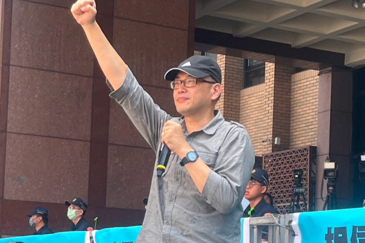 【更新】宣布退出議員初選！毛嘉慶澄清「沒說過開房間」：入黨初衷已逝