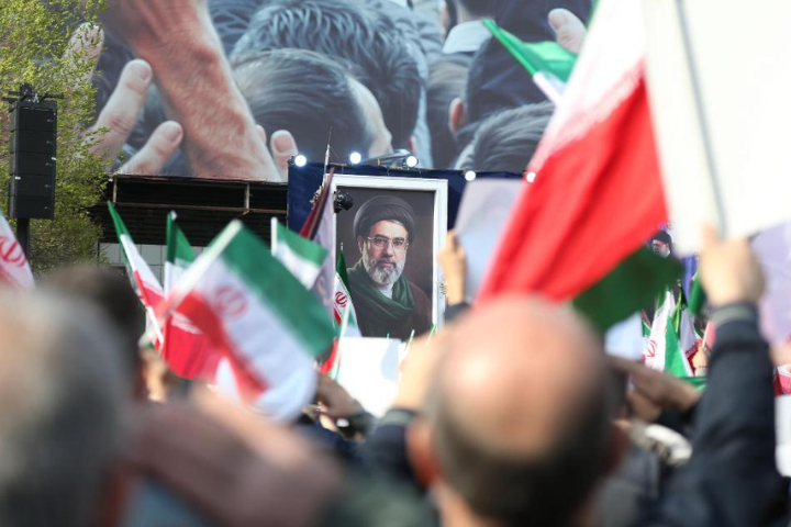 【伊朗危機】強壓體制內反對聲浪　革命衛隊一手主導最高領袖接班