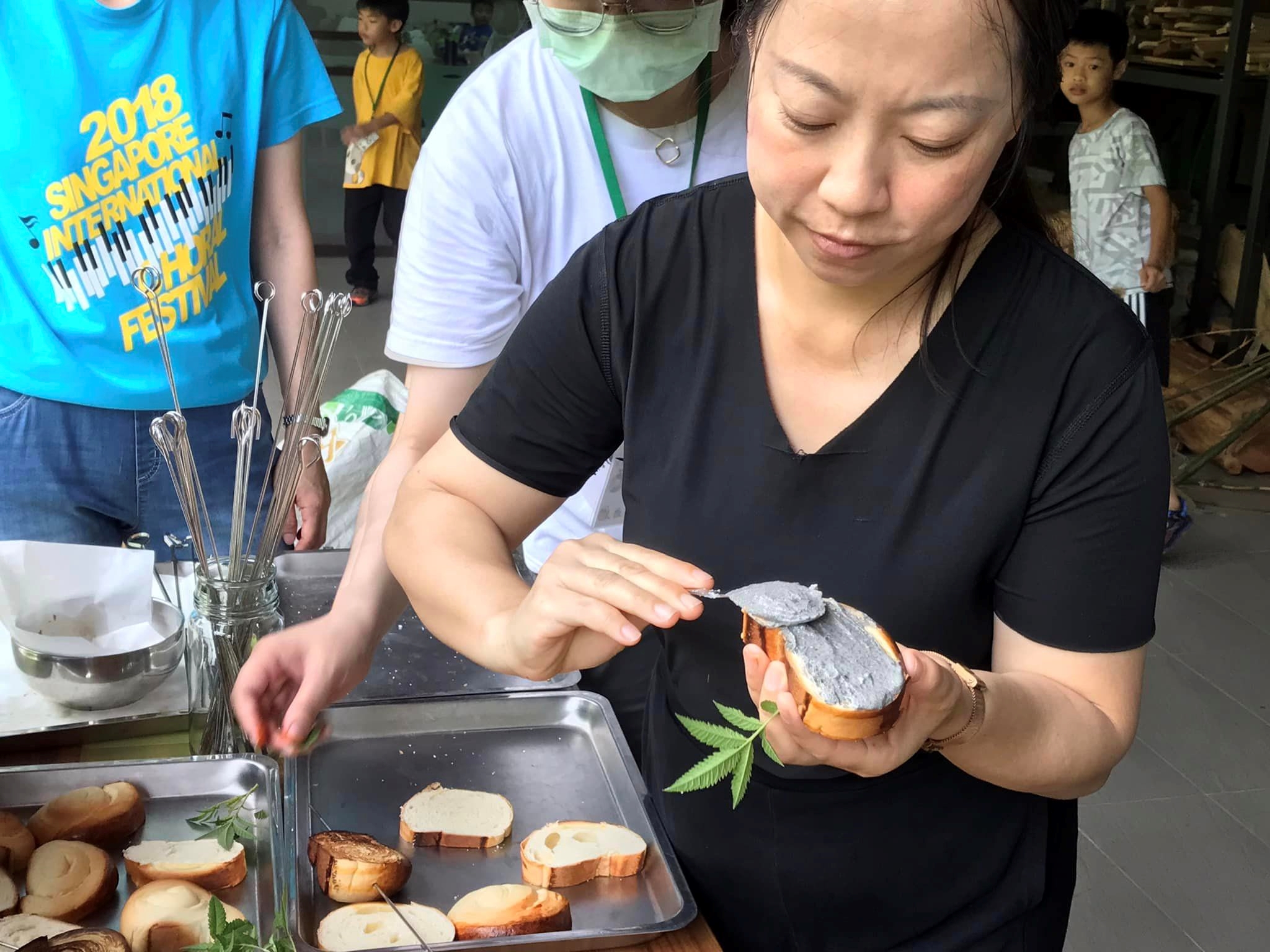 將昆蟲做成抹醬搭配麵包。圖/取自林業及自然保育署嘉義分署官網