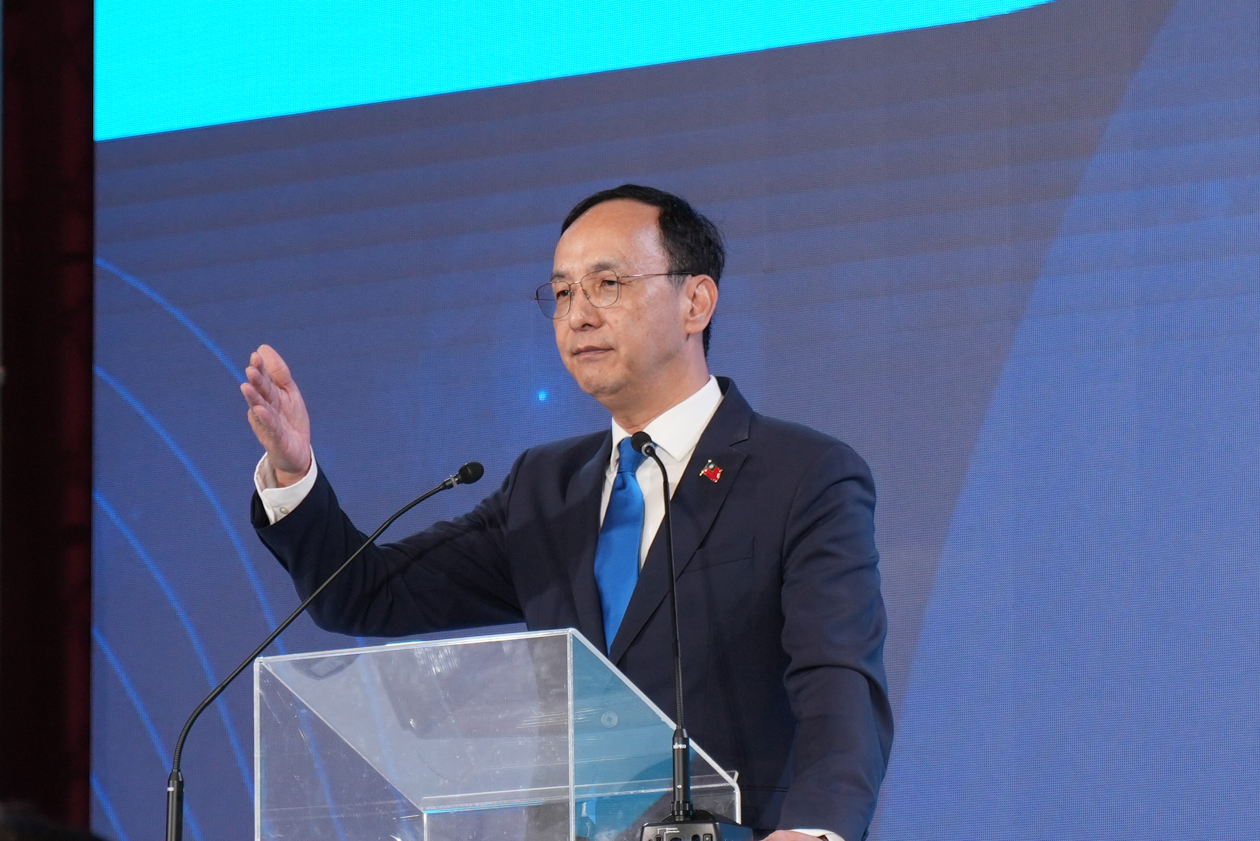 【有片】【藍黨魁交接】正式卸任黨主席 朱立倫:唯一的選擇就是團結