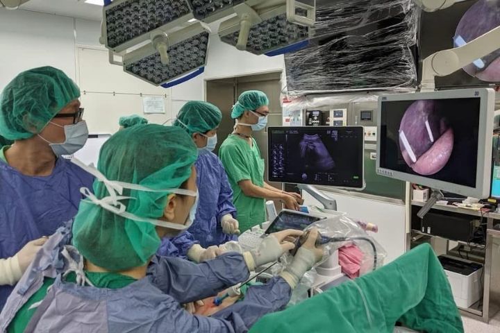 逆轉命運！長庚完成罕見胎兒內視鏡脊柱裂修補手術　4歲女童正常跑跳