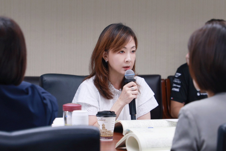 罷免失利老柯成過街老鼠 前綠委火大反批：郭昱晴公審人民不用檢討嗎