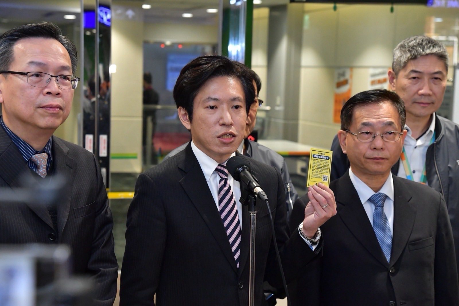 昔在立院踢館藍白黨團　今提名中選會3委員　張惇涵秒變臉「全力溝通」