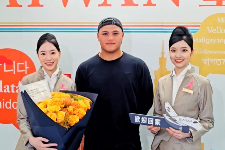 台灣「怪力男」李灝宇返台　媽媽喊「接我的黑幫兒子」　明年力拚固定先發