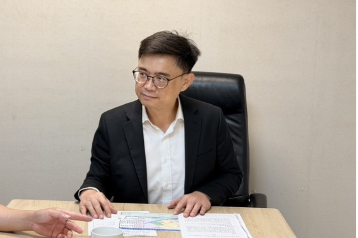踩受害者血汗錢選舉？她爆賴瑞隆收詐騙集團20萬政治獻金　賴辦：已退回