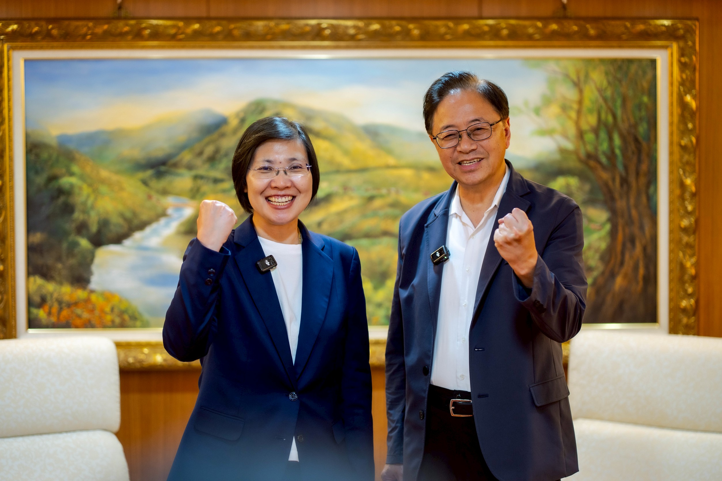 縣政請益之旅桃園站　徐欣瑩拜會張善政請益智慧治理經驗
